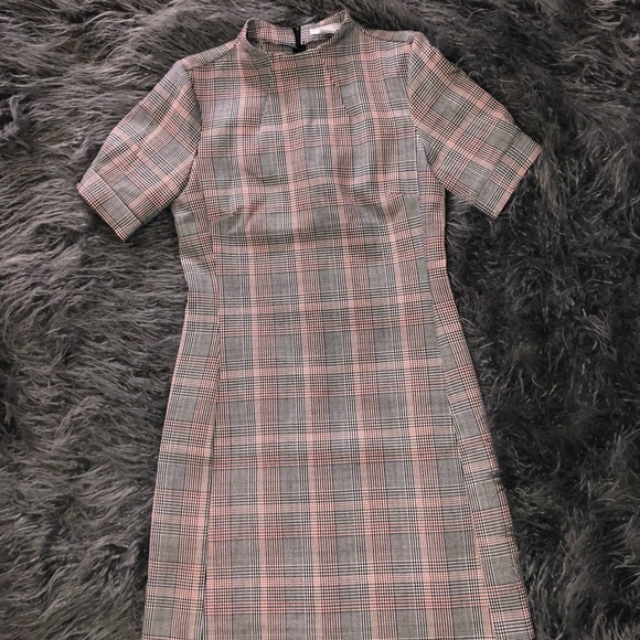 H&M Dresses & Skirts - Plaid dress